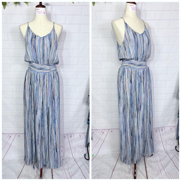 NWOT |•L LOVE•| Pretty Striped Dress Size Medium - Picture 1 of 9